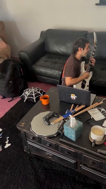 First Look at As I Lay Dying’s New Lineup in Action! смотреть онлайн