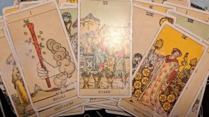 ТАРО РАСКЛАД\ КОМУ ВЫ СТАЛИ "ПОПЕРЕК ДОРОГИ"?!