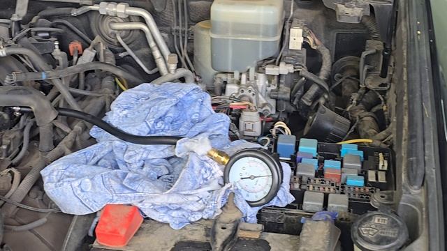 как проверить давление в топливной рампе давление насоса в Lexus Lx 570, Land Cruiser 200, Sequoia