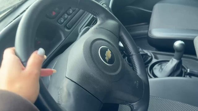 Chevrolet Niva I Рестайлинг, 2012 смотреть онлайн