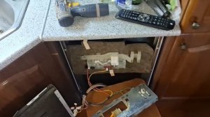 Решение проблемы посудомойки Bosch (плохо греет воду, зависает таймер на 1 минуте)