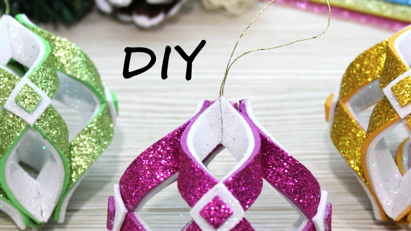 Игрушка новогодняя на ёлку из фоамирана своими руками. Мастер-класс новогодней игрушки смотреть онлайн