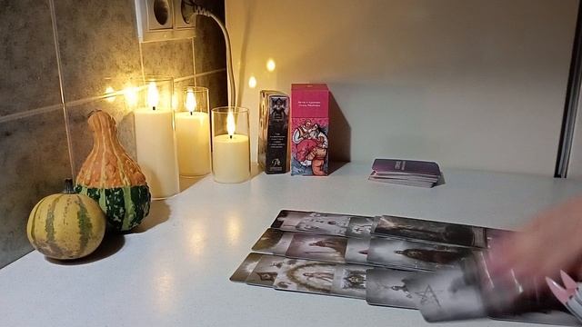 Таро / ЧТО ДУМАЕТ ЧТО ЧУВСТВУЕТ загаданный мужчина к вам #таро #гадания смотреть онлайн