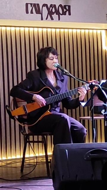 1000093574.mp4 Наталья Дудкина "Мне сегодня снился дом " смотреть онлайн