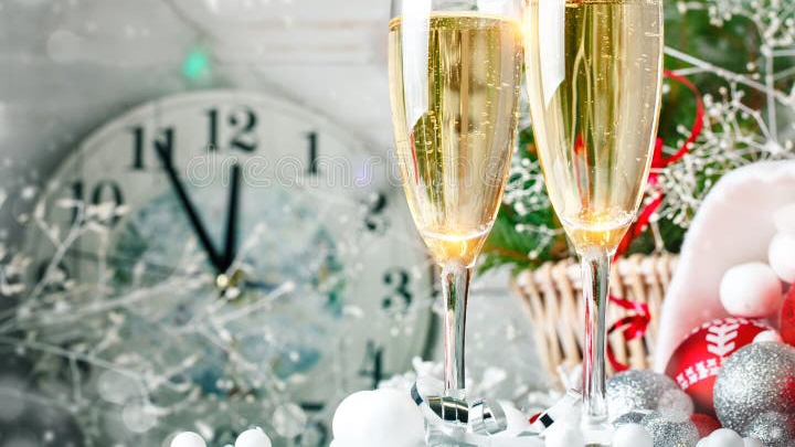 Приглашаю в проект ПОСЛЕДНИЙ РЯД ПОД БОЙ КУРАНТОВ смотреть онлайн