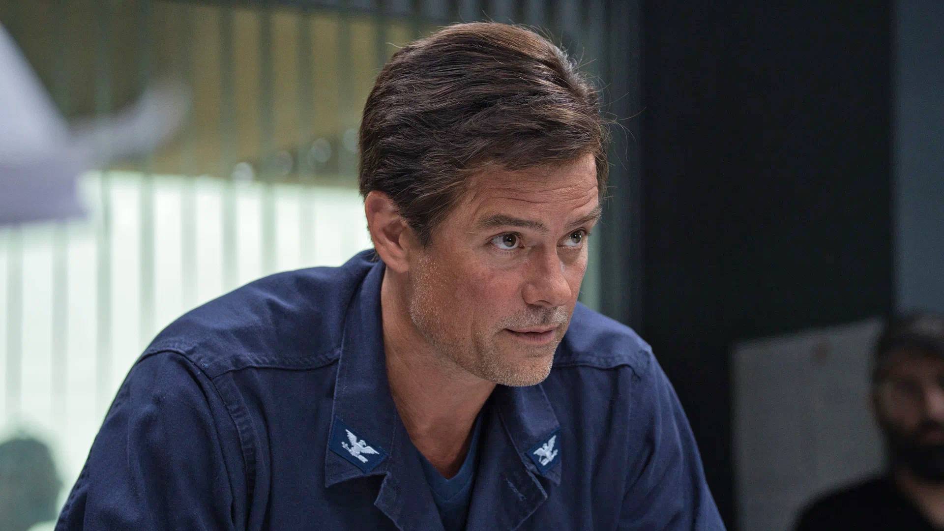 Выживший — Русский трейлер (2025) смотреть онлайн