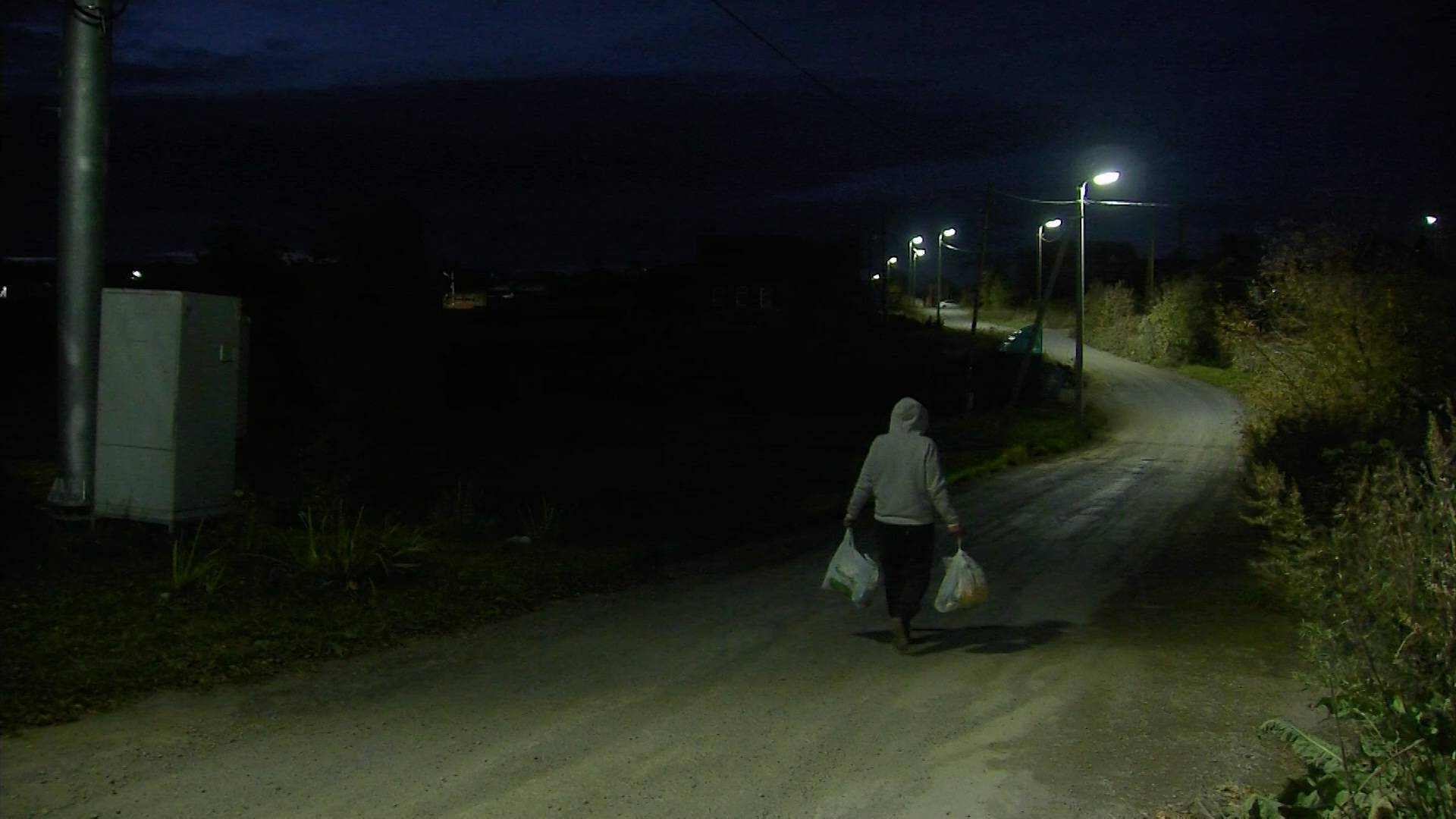 Улицы Серова с каждым годом становятся все светлее, безопаснее и уютнее смотреть онлайн