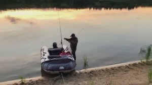 клип двое в лодке