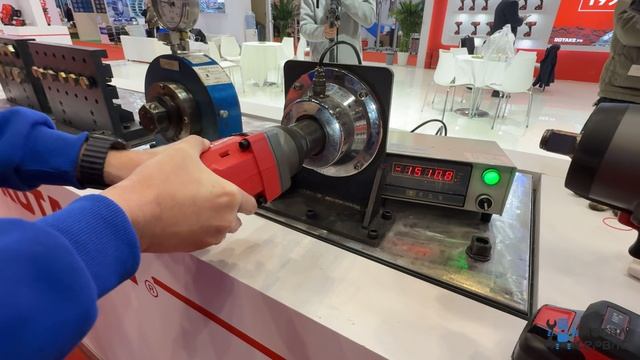 Аккумуляторные гайковерты Rotake. смотреть онлайн