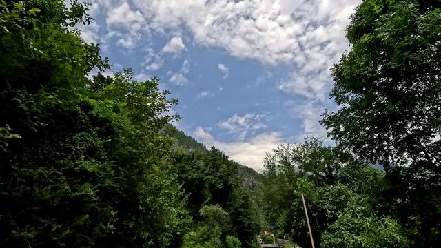 Стеклянный мост в Абхазии 2025 смотреть онлайн