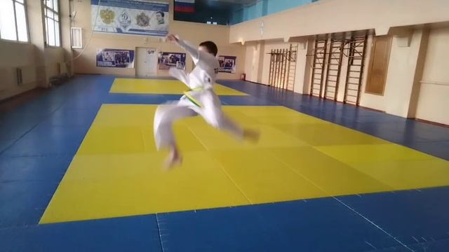 1000009619.mp4 смотреть онлайн