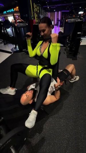 Отправь тому, с кем хочешь также 🤣