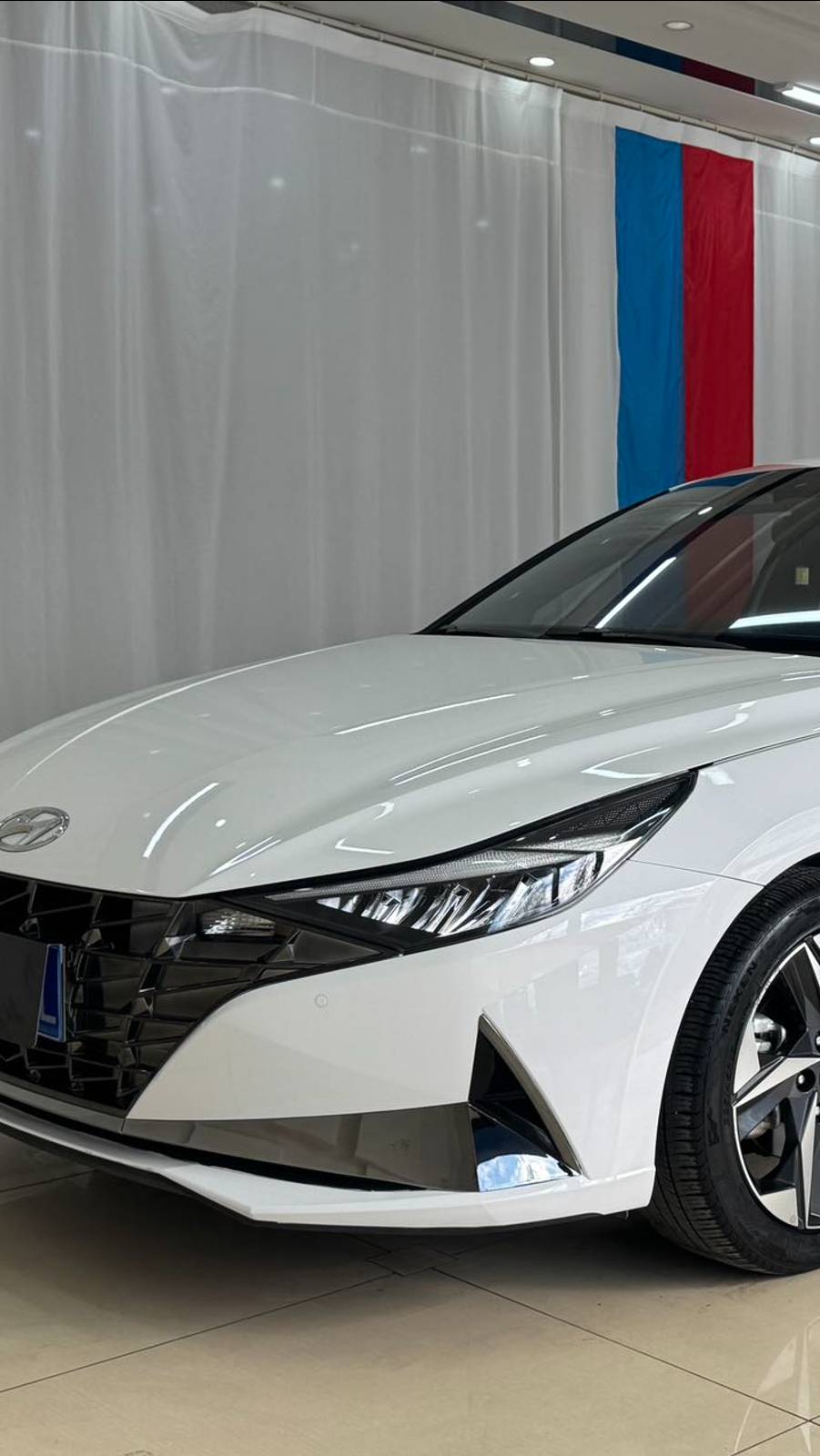 Hyundai Elantra 240TGDi DCT LUX Premium Edition 2022 года смотреть онлайн