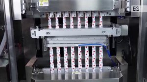 Многопоточный станок для фасовки жидких продуктов в саше-пакеты ZFD 600BY-4