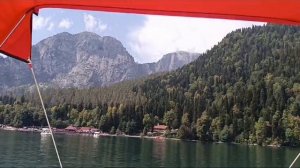 ОЗЕРО РИЦА ВИД С КАТАМАРАНА