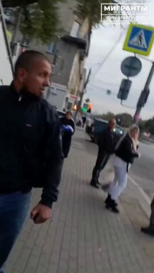 В Челябинске понаехавший дикарь залил местную женщину перцовкой