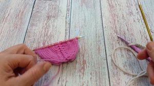 Красивая и простая регланная линия.Шнурок крючком быстро ,без заморочек.