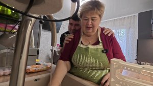 Готовлю сегодня вкусный ханум и пиццу для Абдугани которой он очень рад.