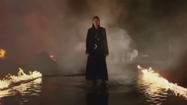 Stive Morgan Ice and Fire смотреть онлайн