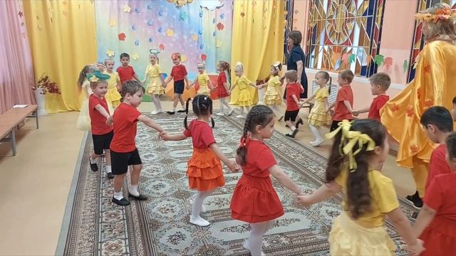 Осенний праздник. Средняя гуппа. смотреть онлайн