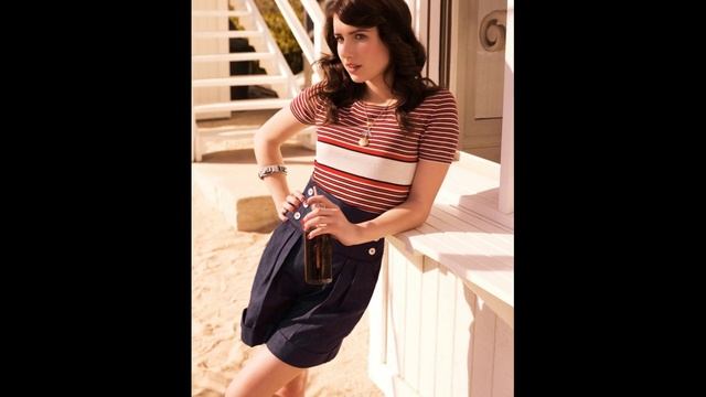 Эмма Робертс ( Emma Roberts )