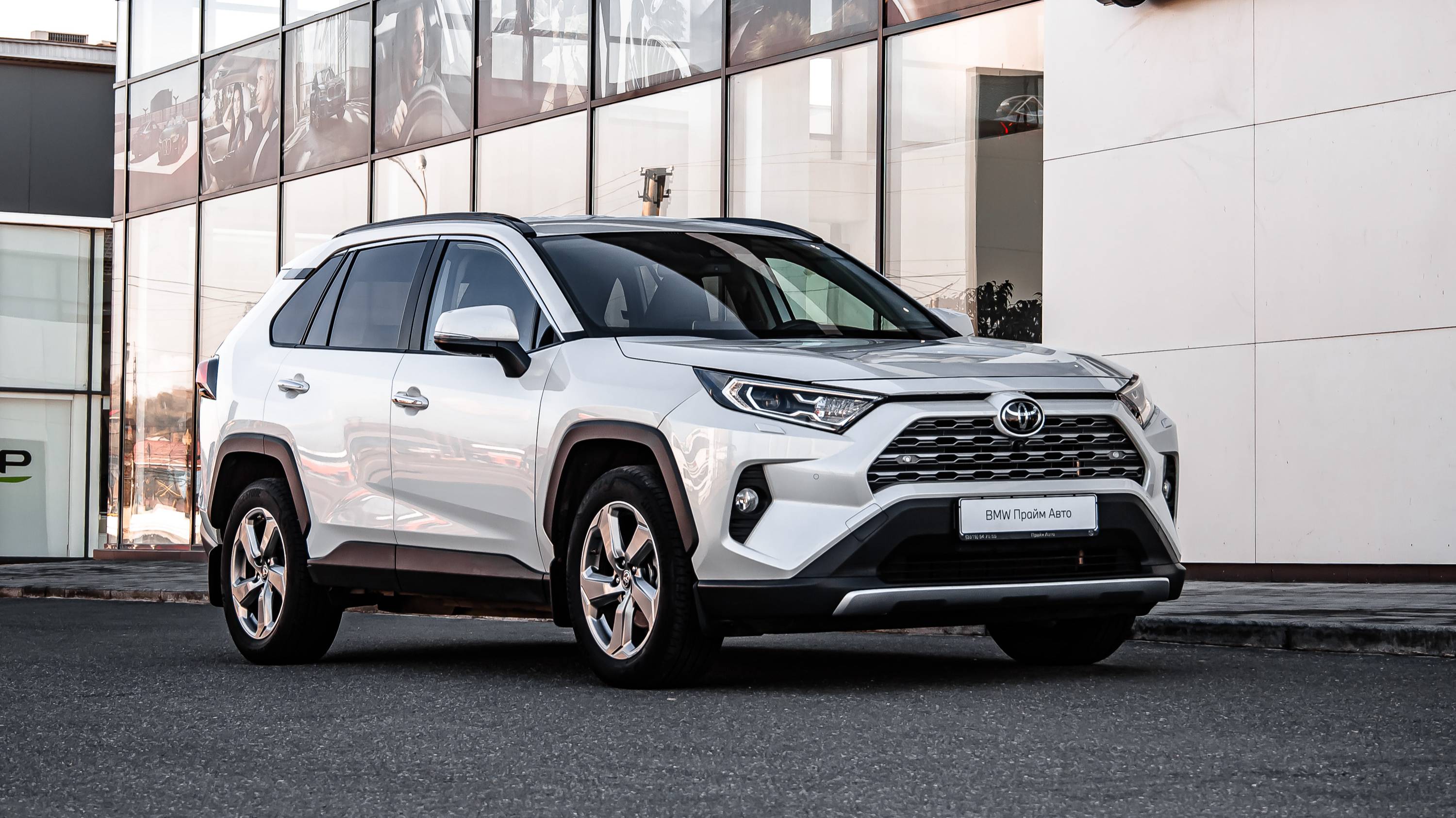 Toyota RAV4 V (XA50), 2021 смотреть онлайн