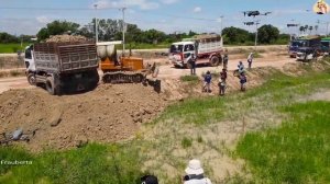 Строительство, начало нового объекта, операторы на месте :)