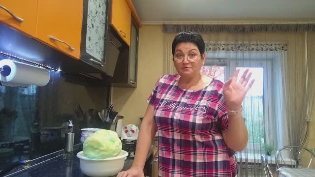 21. 10. 2025г. Сегодня у меня лепка пельменей. //Обычная жизнь в селе. смотреть онлайн