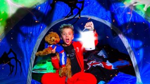 КТО -ТО Живёт в Нашем Дворе! Ночь в Палатке!