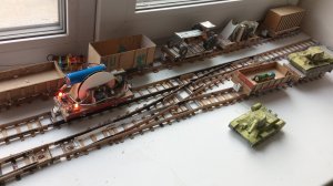 Train Железная Дорога Как Сделать Своими Руками в домашних условиях из картона и бумаги