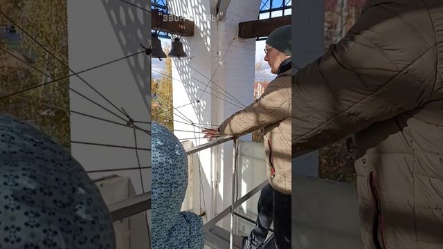 Василий Садовников, колокольный звон в храме вмч.Георгия Победоносца, г.Переславль-Залесский смотреть онлайн