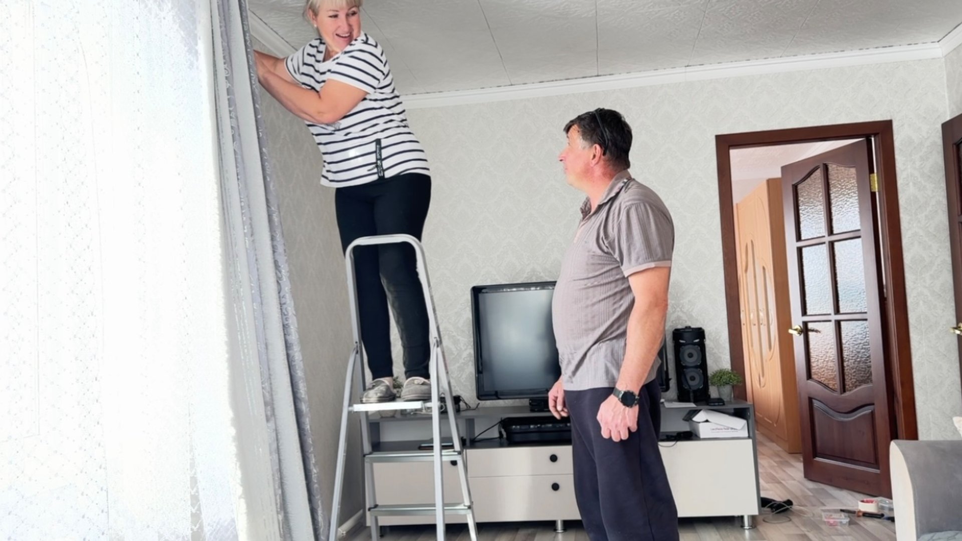 ПОДАРОК 🎁 от МУЖА. Покупки из СВЕТОФОРА 🔴🟡🟢и МАГНИТА. Стремянка 🔥 смотреть онлайн