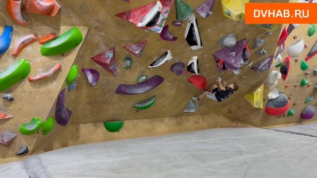 Соревнования по скалолазанию прошли в Хабаровске смотреть онлайн