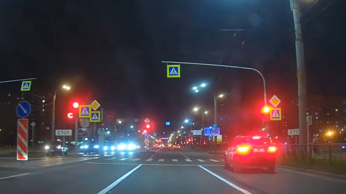 Вечерний город. Октябрь 2025