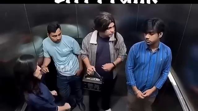 Пранк в лифте🤭😂 смотреть онлайн