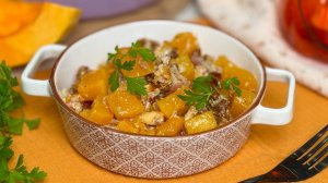 Многие не знают, что ТАК можно! Готовлю на ужин тыкву с грибами и беконом в сметане