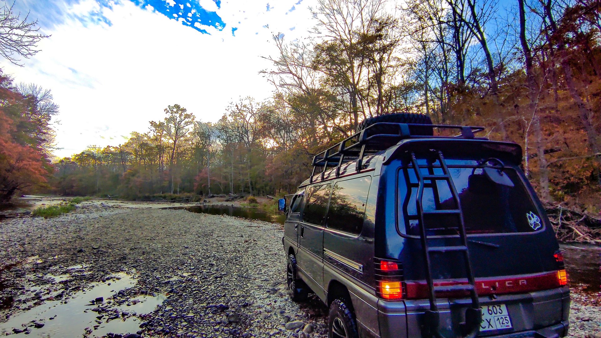 МЕЧТА СБЫЛАСЬ! Во ВЛАДИВОСТОК за МАШИНОЙ и РЫБАЛКА на 500.000! Путешествие на Дальний Восток ч. 1 смотреть онлайн