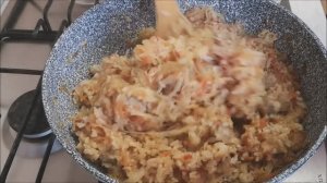 Тушеная капуста с мясом и рисом. Быстрый ужин на всю семью