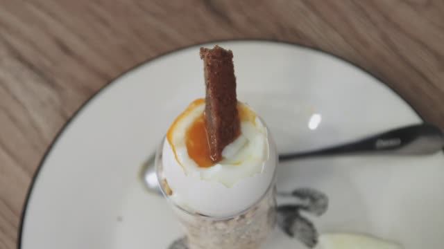 Способ приготовления яиц в смятку  стандарт