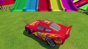 МУЛЬТИКИ ПРО МАШИНКИ. АВТОВОЗ ПЕРЕВОЗИТ МАШИНКИ МАКВИН. Красочный мультик для малышей.