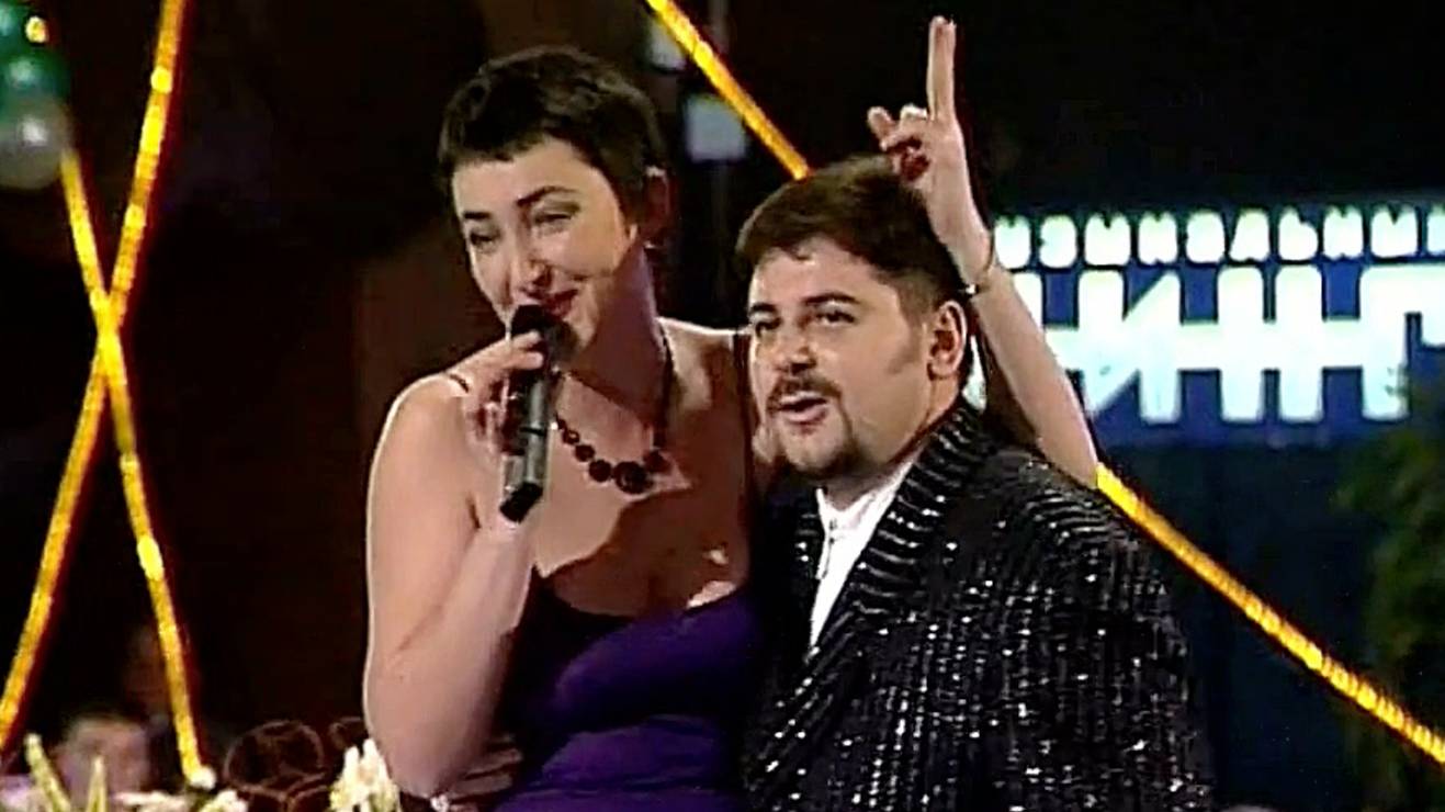 Матч-Реванш - НАШЕ ВРЕМЯ vs кабаре-дуэт АКАДЕМИЯ с песней ЧТО СО МНОЙ :1997: смотреть онлайн