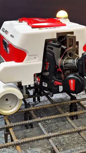 Автоматический робот для вязки арматуры😎👍 смотреть онлайн