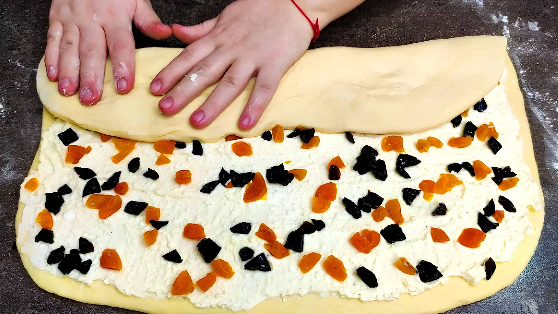 Очень вкусные булочки с творогом 🥐 смотреть онлайн