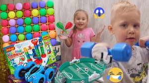 🤪 ТИР С ШАРИКАМИ 🤪 КОНКУРС С ПРИЗАМИ 🎁 ПОПАДИ В ЦЕЛЬ 🎯 ЛОПНИ ШАР🎈🤣ВЕСЕЛАЯ ИСТОРИЯ ДЛЯ ДЕТЕЙ 😄