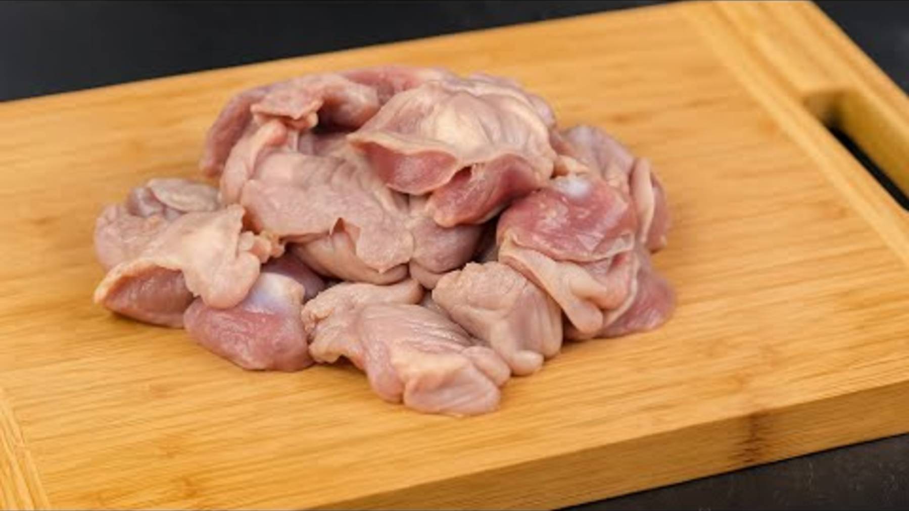 Из Простых Продуктов — Шедевр! Нежные Куриные Желудочки в Соусе! смотреть онлайн