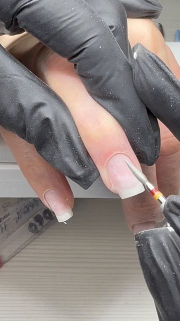 Аппаратный Маникюр