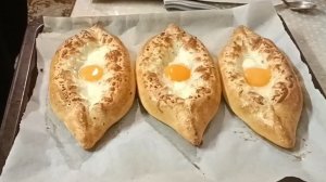"Жизнь на пенсии".. Мои первые ХАЧАПУРИ по-аджарски с яйцом.