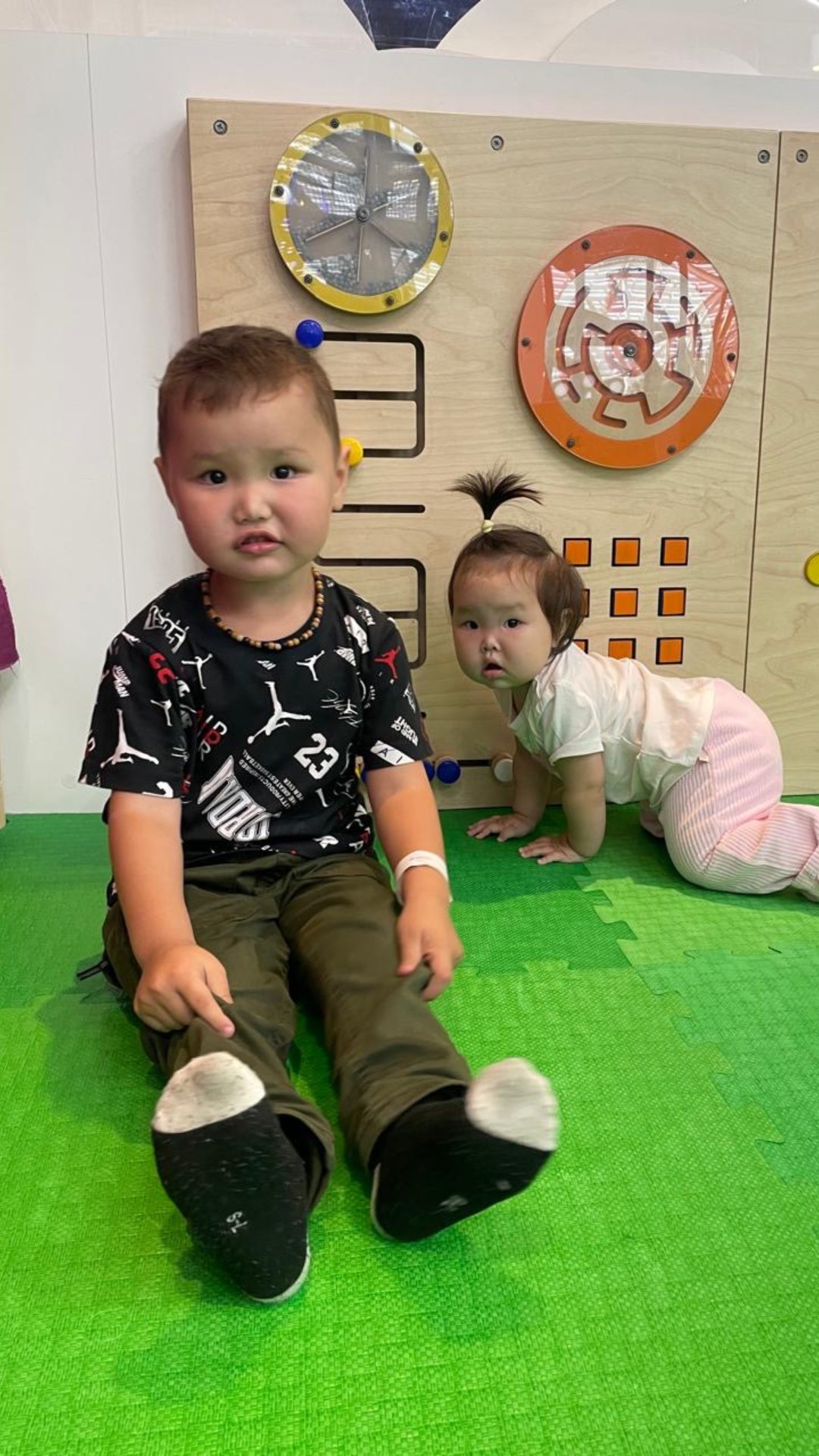 Альфа Банк отжал нашу квартиру в год семьи! Не надежный банк!!! смотреть онлайн