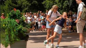 This Girl’s Reaction Will Kill You With Laughter! bushman funniest