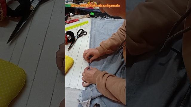 покажу один из способов ремонта разреза в джинсовой юбке
#нотка #ремонтодежды #тканьмебельная #перет смотреть онлайн